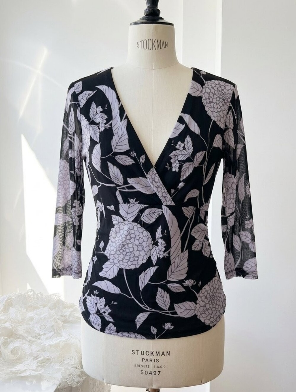 Vintage Y2k Worthington Black & Lavender Floral Wrap Top Size L